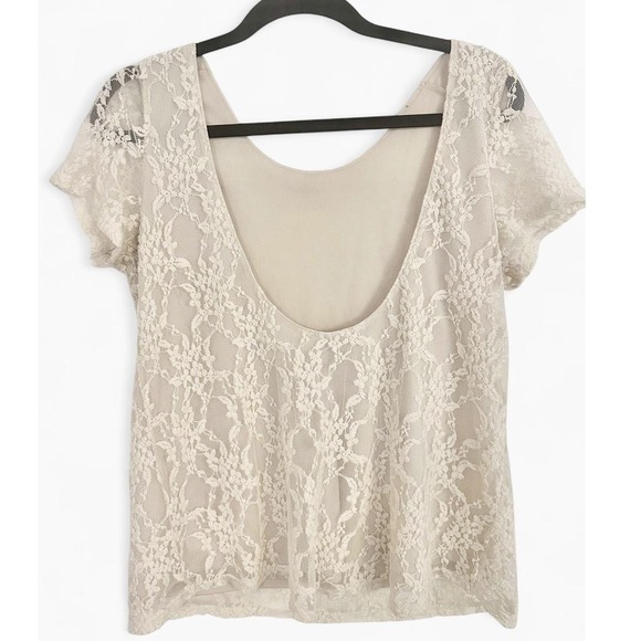 Show me your mumu Farmhouse cottagecore Cream Lace low back short sleeve blouse - Picture 3 of 6